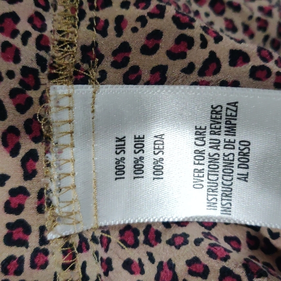 Silk leopard print sleeveless blouse - Picture 5 of 5